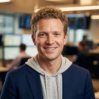 Ryan Brooks, Lead Trading Analyst bij Bronil Valnek, headshot